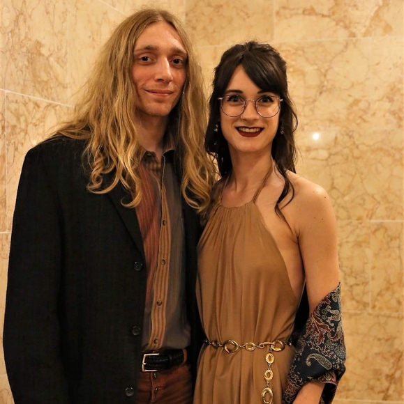 MEET YOUR POSHER 🐈⬛ 📸 🪩 🦂 - Picture 4 of 8